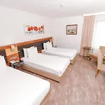Hotel Armis 4*