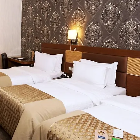 Armis Hotel 4*