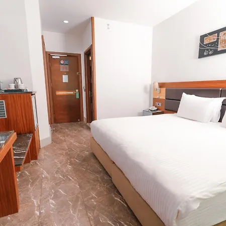 Armis Hotel