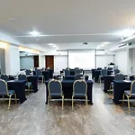 Armis Hotel 4*