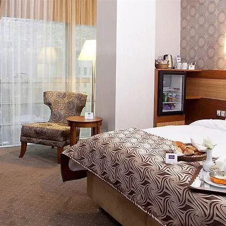 Armis 4* Izmir