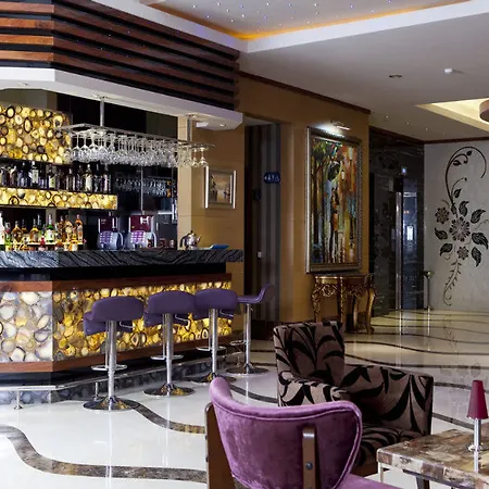 Armis Hotel